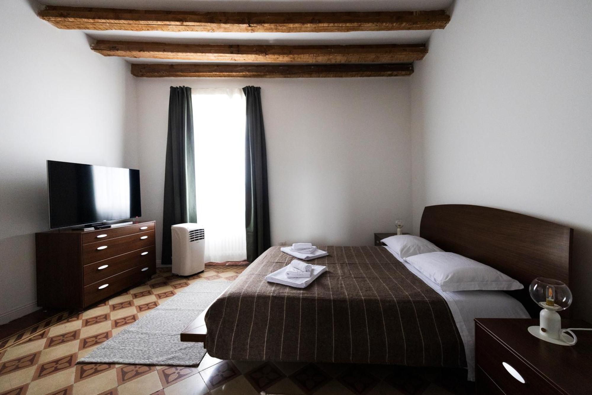 Traditional Italian House - แบร์กาโม ภายนอก รูปภาพ